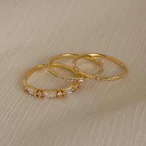 Diamond Ring Set • Set of 3 Stacking Rings • Dainty Minimalist Rings • Crystal Gemstone Ring Set • Wedding Jewelry • Girlfriend Gift • RR109