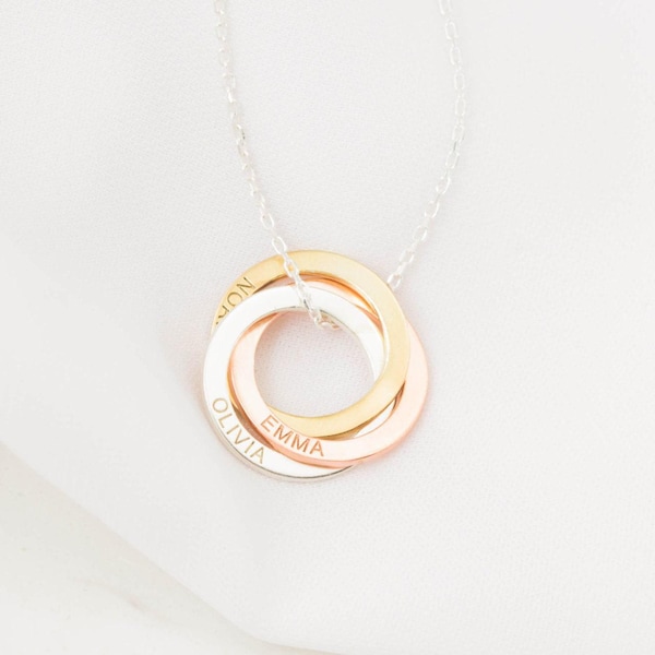 Custom Family Necklace • Personalized Linked Circle Necklace • Interlocking Ring Jewelry • Minimalist Eternity Jewelry • Mother Gift NM30F53
