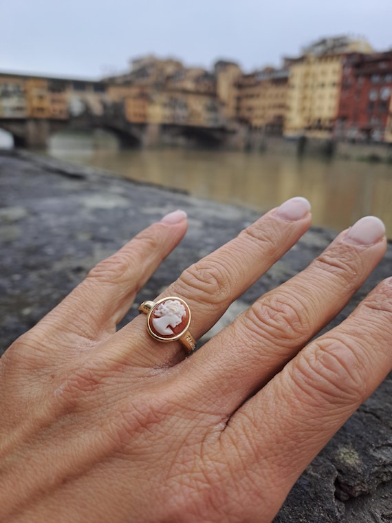 Corneal Shell Cameo Ring, Vintage Model With 