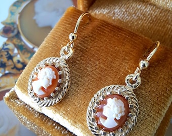 CIONDOLO IN ORO BIANCO CON PERLA| WHITE GOLD PENDANT WITH PE