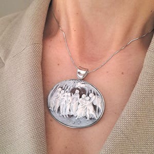 Botticelli Primavera cameo pendant, Italian art cameo.