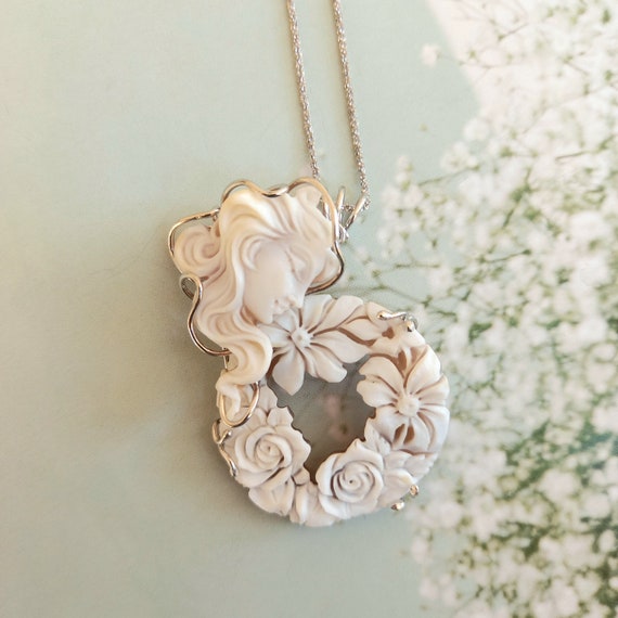 Ciondolo cammeo moderno sardonica, pendente argento e cammei