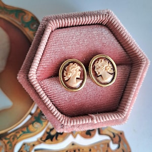 Cameo di Bambino カメオ DolphinEarring_gold_small_1_gr