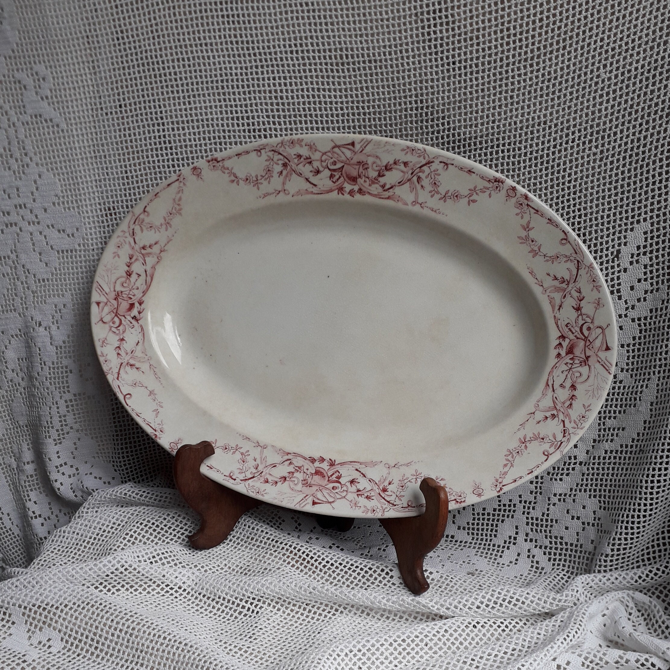 Français Plateau Ovale Antique en Pierre de Fer Blanc Crème avec Motif Transfert Rose Par Kg Lunevil