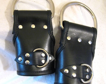 Hand Dyed Heavy Duty Leather Lined Suspension Cuffs