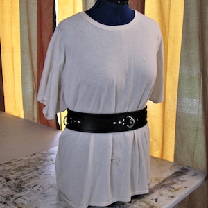 Locking Leather Lined/Edged Bondage Restraint Belt