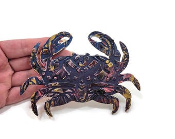 Textured Wooden Crab Refrigerator Magnet: Beach Decor