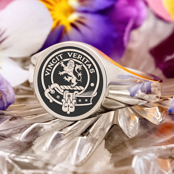 Baxter Scottish Clan Crest Signet Ring, Silver Handmade and Laser Engraved in the England - Made to Order