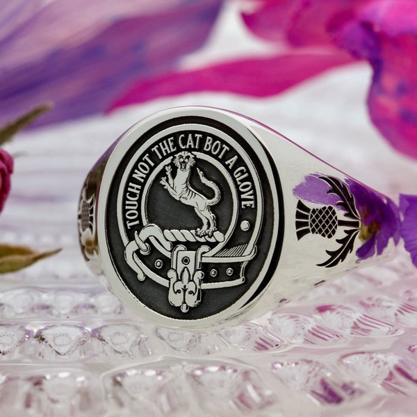 Mackintosh Scottish Clan Signet Ring, Silver Hallmarked Handmade and Laser Engraved in the England - Made to Order