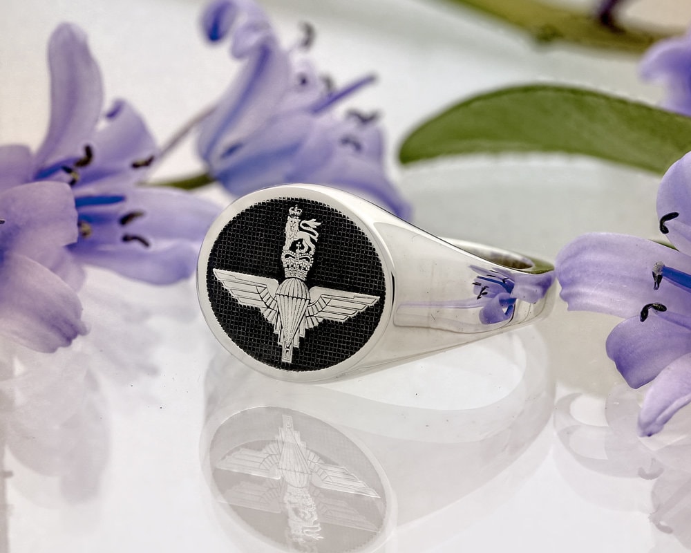 PARAS Parachute Regiment Army Military Regimental Signet Ring