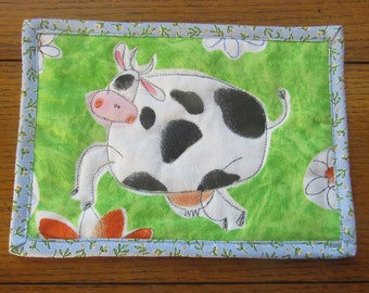 Daisy The Cow Mug Rug, Quilted Snack Mat