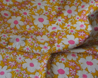 Original 30s Floral Fabric White and Pink Flowers On Yellow/Gold Background Vintage Cotton Material 2 Yard Length