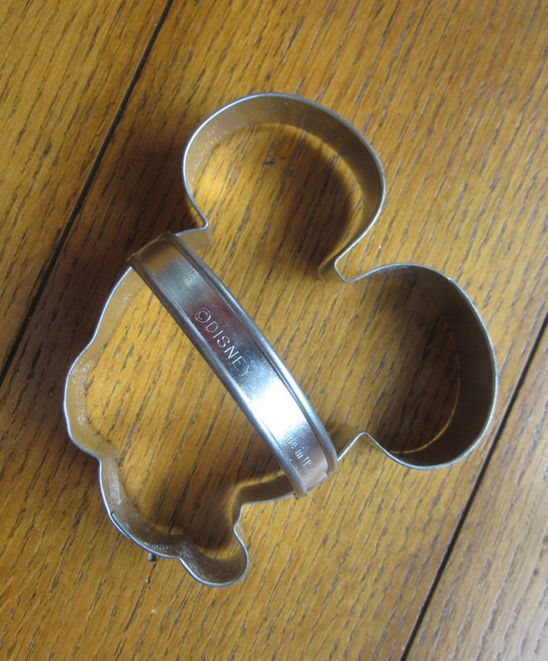 Large Mickey Mouse Head Cookie Cutter Vintage Walt Disney Etsy
