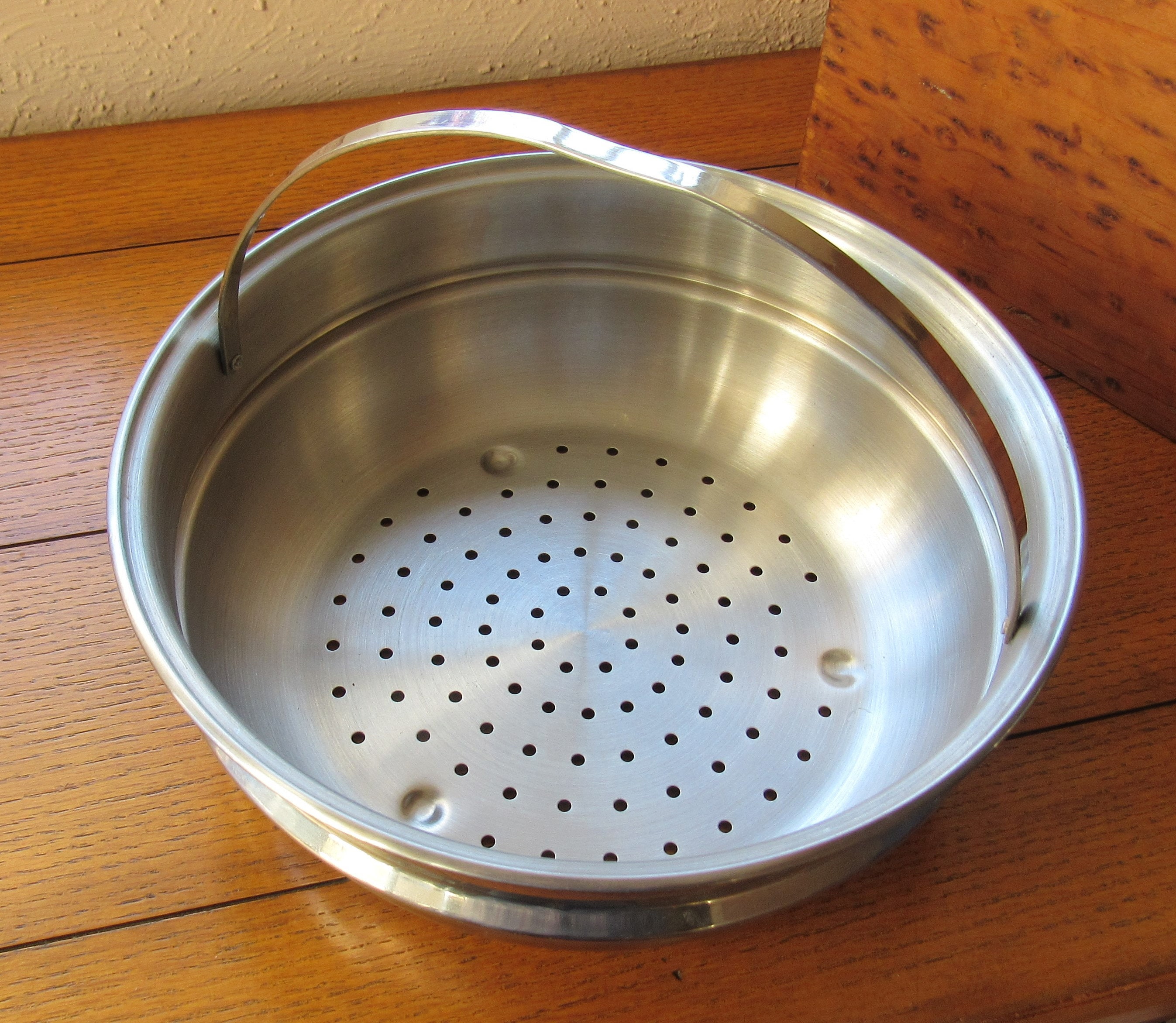 Tramontina 18/10 Stainless Steel Steamer Strainer Insert with Handle 8.5  Inside