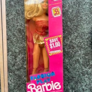 Vintage Barbie Doll: 1993 Barbie Doll... Head dated 1976