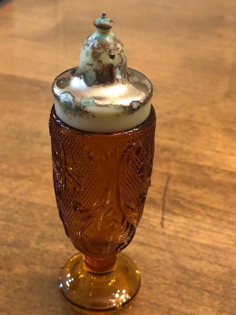 Antique amber Indiana Glass Salt and Pepper Shaker Set