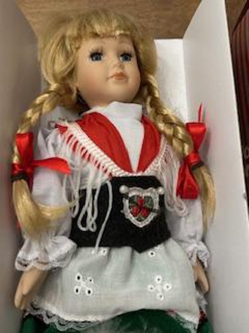 Vintage Porcelain Doll – Collectible Foreign Porzellan Puppe, Original Box imagem 3