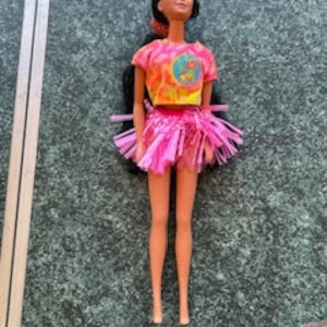 Barbie Doll : Vintage 1966 Barbie Doll - Mattel, Inc. Collectible  .