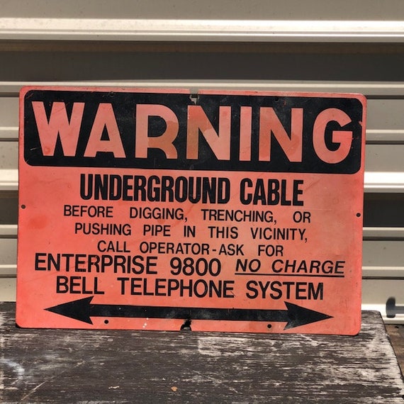 THE STAR CLUB　WARNING BELL Vintage - WARNING - Bell Telephone System -underground Cable Sign