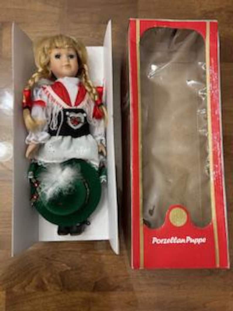 Vintage Porcelain Doll – Collectible Foreign Porzellan Puppe, Original Box imagem 2