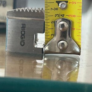 Ridgid 1'' to 2'' High Speed steel Universal Pipe Thread Dies.Totl - 16 pipe thread dies. image 12