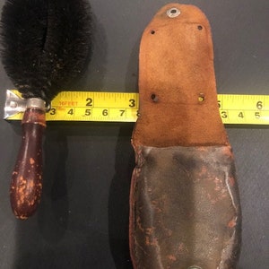 Small Travel Hand Brush with Leather Case antique image 7