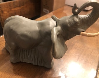 AVON- Vintage Majestic Elephant  Wild Country After Shave lotion Decanter.
