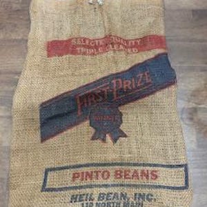 Burlap sack : Vintage &quot; HEIL&quot; Bean, Inc. First Prize Winner -burlap bean sack - Pre-owned and in great condition overall. collectible