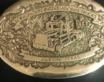 Western Belt buckle : Longhorn International Trucks - Austin, Texas - U.S.A. ( nice condition).