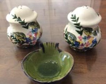 Vintage Floral Ceramic Salt and Pepper Shakers with Green Bowl