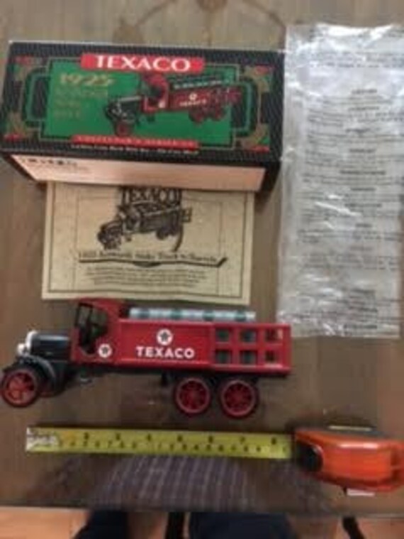 Texaco  1925 Kenworth Stakebed truck - 1992 Collec
