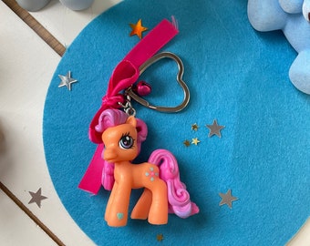 Mlp g3.5 Ponyville Sew-and-So pony handmade upcycled keyring