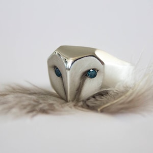 Owl ring with blue ocean diamonds eyes, silver owl jewelry, blue diamond owl ring, barn owl ring, Christmas gift image 1