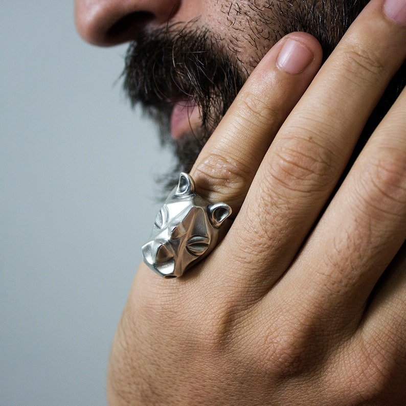 Rhino Ring with Amethyst eyes, Rhinoceros silver jewelry, unisex rhino ring, Purple eyes, Christmas gift image 3