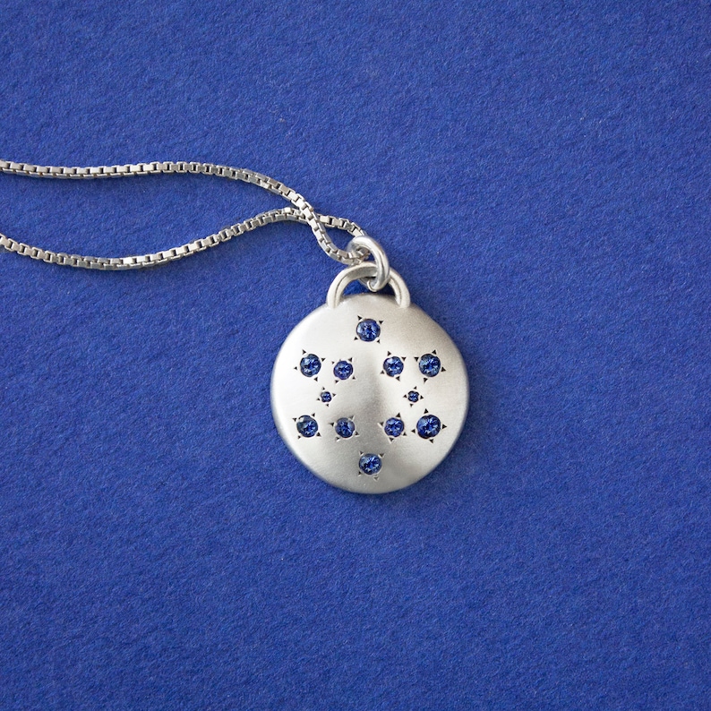 Star of David Necklace image 3