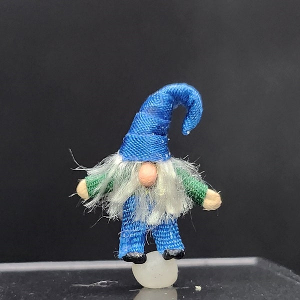 1:48 scale Elmer gnome with leaf OOAK
