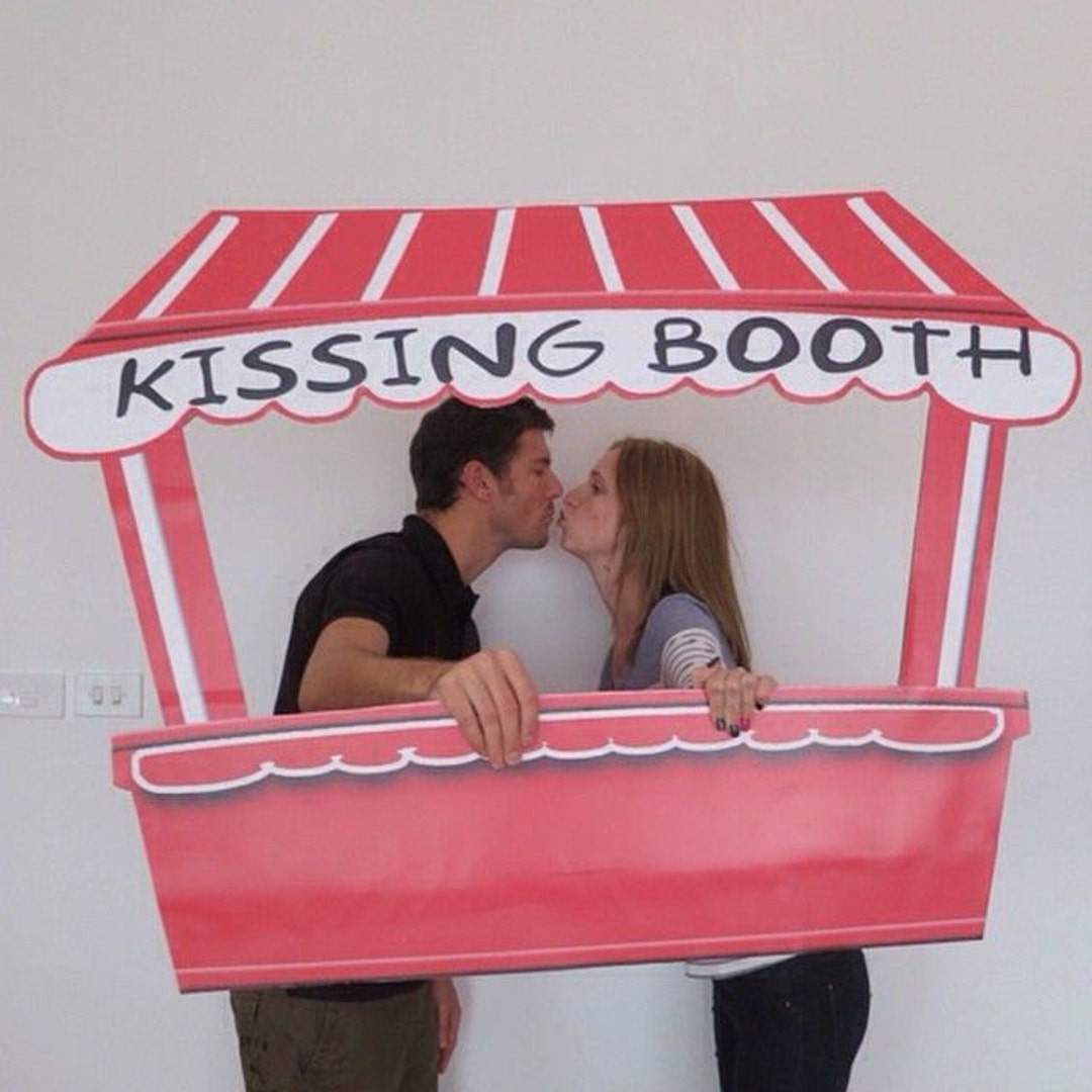 Kissing Booth File RED Kissing Booth Photo Prop File pic