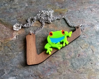 Tree Frog Necklace - Laser cut perspex & Wood