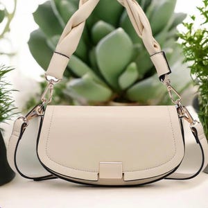 Convertible crossbody/Shoulder bag Push lock closure