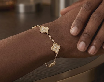 Crystal Clover Leaf Link Bracelet