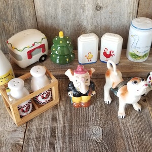 Barnyard Designs Salt and Pepper Shaker Set, Ceramic, Novelty