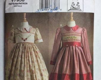 Vogue V7958, Childs' Smocked Dress, Transfer Pattern, Teresa Layman, Sizes 5-6-6X, Uncut Sewing Pattern