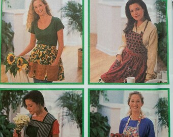 Simplicity 9333, Design Your Own Apron, Tabard Apron, Bib Apron, Pockets, Flared Skirt, Sizes S-M-L, Uncut Sewing Pattern