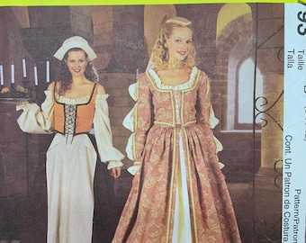 McCall's 2793, Elizabethan Costume, Lace Up Bodice, Ruffled Neckline, Skirt, Blouse, Headpiece and Veil, Sizes 8-10-12, Uncut Pattern
