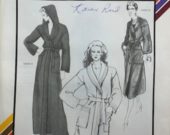 Stretch & Sew 1058, Bath Robe, Shawl-collar, Hooded Robe, Patch Pockets, Vintage Robe, Drop Shoulders, Sizes S-M-L, Uncut Pattern