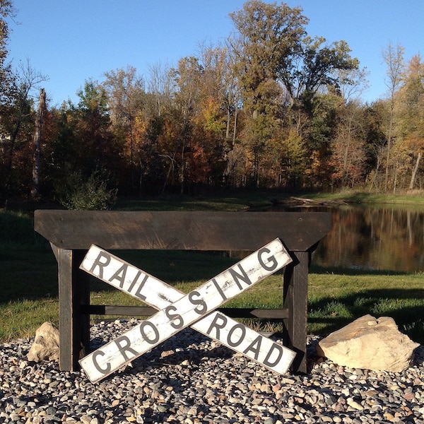 Rustic Railroad Crossing Sign: Farmhouse Style Wood Decor