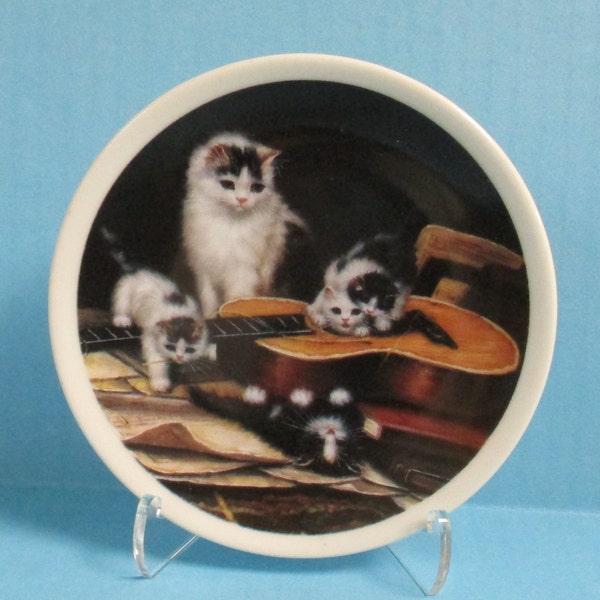 Guitar Playing Kittens Pin Dish from Animal Accents Plus, Cat Ring Dish, Three Fluffy Kittens and Guitar, Decorated in USA, Cat Lover Gift