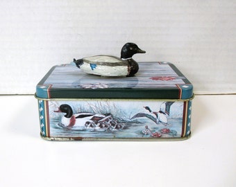 Vintage Duck Tin with Duck Figurine on Top, Ducks & Ducklings in Water Lily Pond Tin, Rectangular Tin From Giftco Inc, Lake House Decor