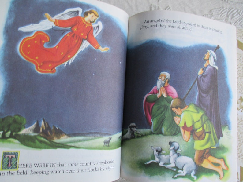 Childrens Christmas Books Set of Two Golden Books, The Christmas Story & The Christmas Bunny, Lot of Books for Children, Vintage Christmas image 6