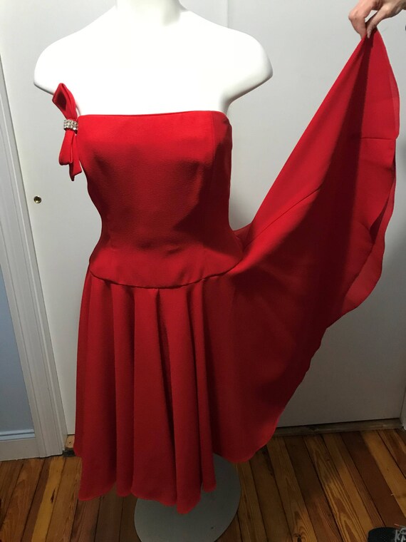 Darling Red swing dress - image 2